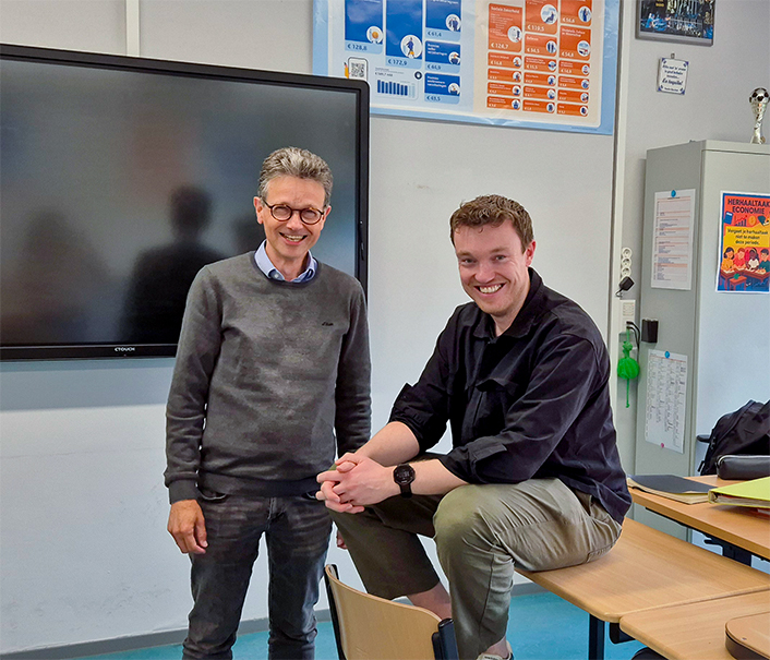 Peter en Sander in de klas