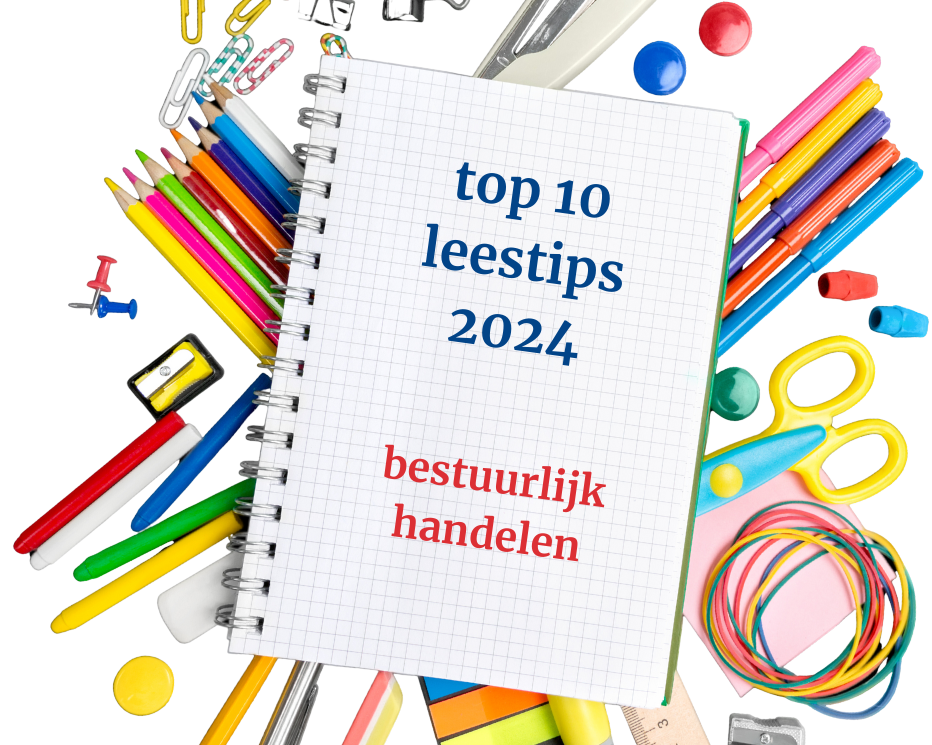 Top 10 leestips 2024 - Afbeelding van kladblok met schoolspullen